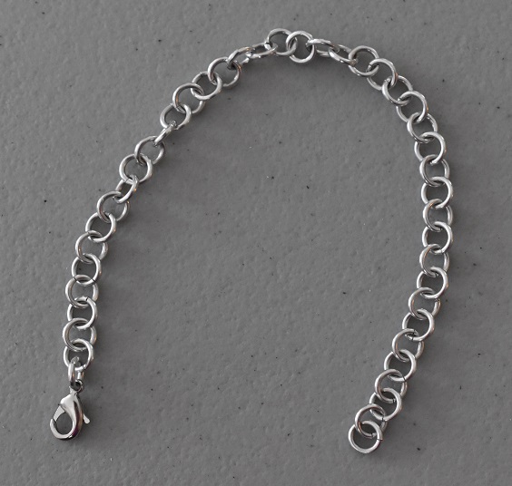 Base chain for button bracelet
